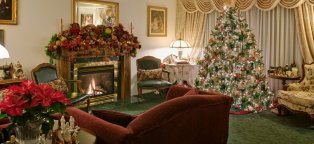 Home interior Christmas decorations